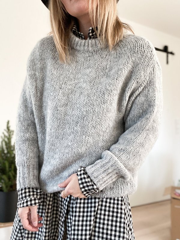 Pullover mit gestrickten Rundhalskragen - Grau